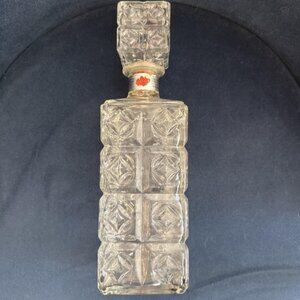 LOVELY 11" Glass Four Roses VINTAGE Whiskey Decanter w/Stopper
